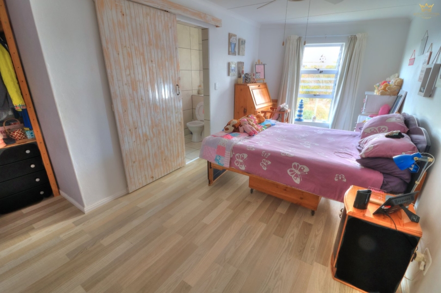4 Bedroom Property for Sale in Bettys Bay Western Cape